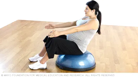 Denge Ekipmanı Üzerinde V-Sit